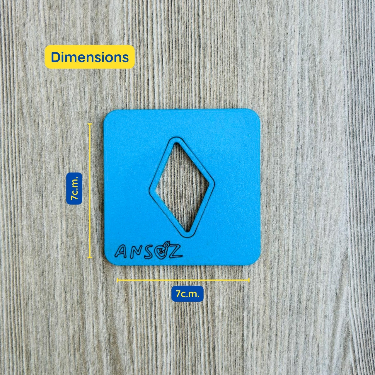 7 cm wooden stencil design close-up image